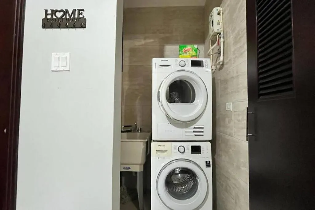 2Br Condo W/Pool; Across Ac Hotel Kingston Appartement